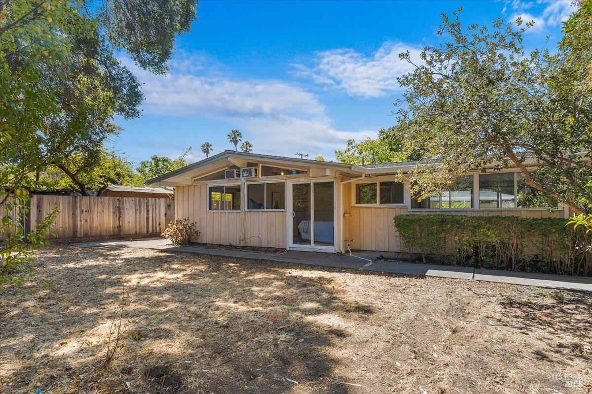 Detail Gallery Image 40 of 50 For 82 Grove Ln, Novato,  CA 94947 - 4 Beds | 2 Baths
