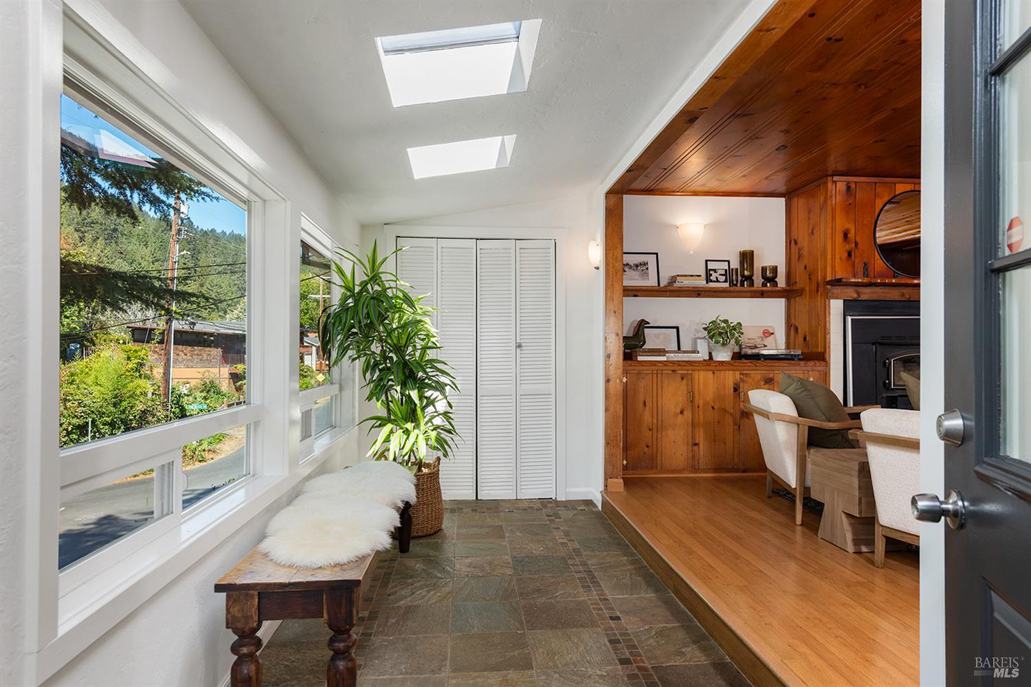 Detail Gallery Image 11 of 56 For 17837 Orchard Ave, Guerneville,  CA 95446 - 3 Beds | 2 Baths