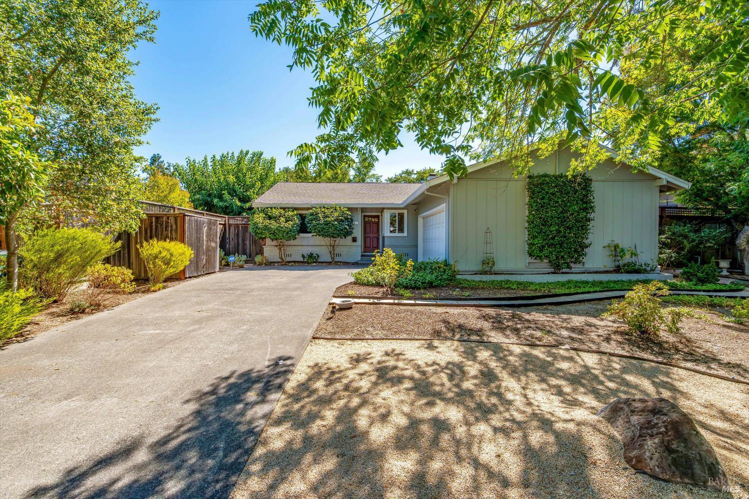 Detail Gallery Image 2 of 47 For 1291 Sylvaner Ave, Saint Helena,  CA 94574 - 3 Beds | 2 Baths