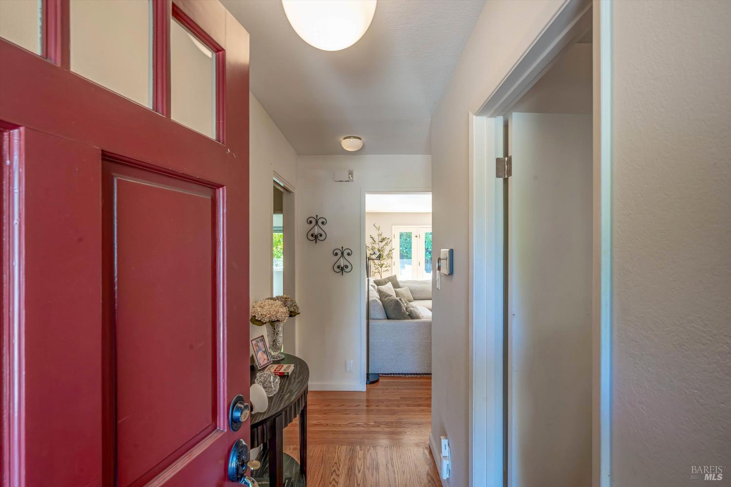 Detail Gallery Image 4 of 47 For 1291 Sylvaner Ave, Saint Helena,  CA 94574 - 3 Beds | 2 Baths