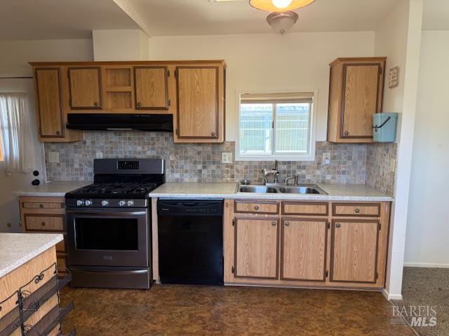 Detail Gallery Image 4 of 18 For 660 Leslie St 48, Ukiah,  CA 95482 - 2 Beds | 2 Baths