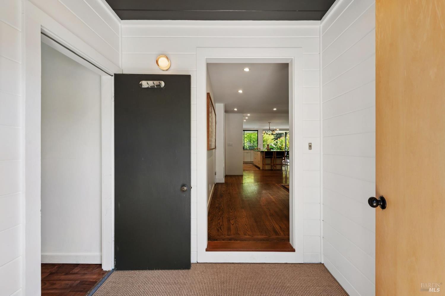 Detail Gallery Image 35 of 72 For 134 San Francisco Blvd, San Anselmo,  CA 94960 - 3 Beds | 3 Baths