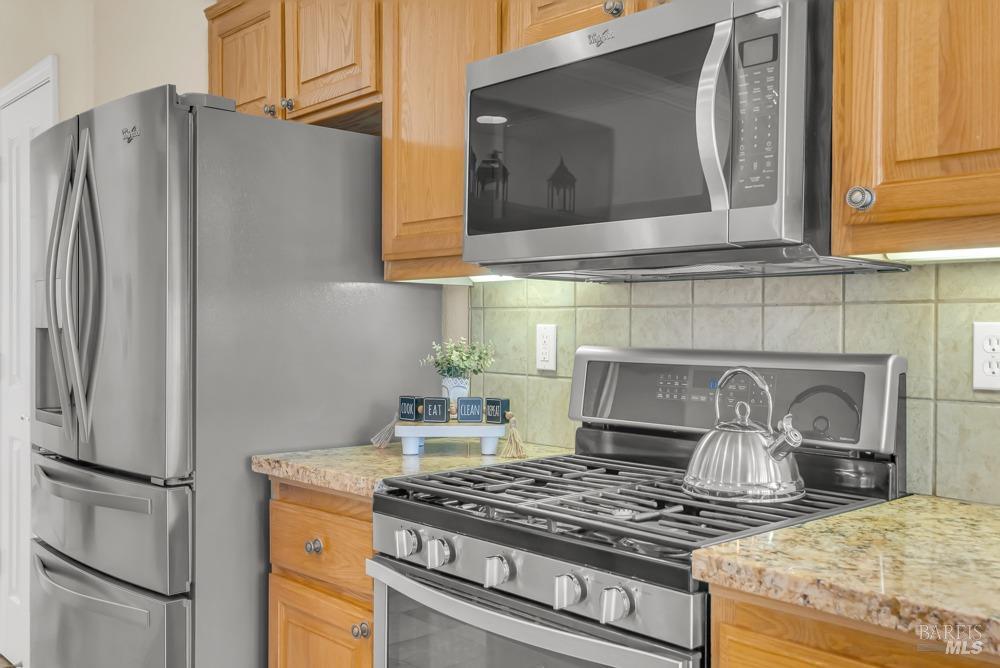 Detail Gallery Image 16 of 79 For 110 Foxwood Ln, Rio Vista,  CA 94571 - 2 Beds | 2 Baths