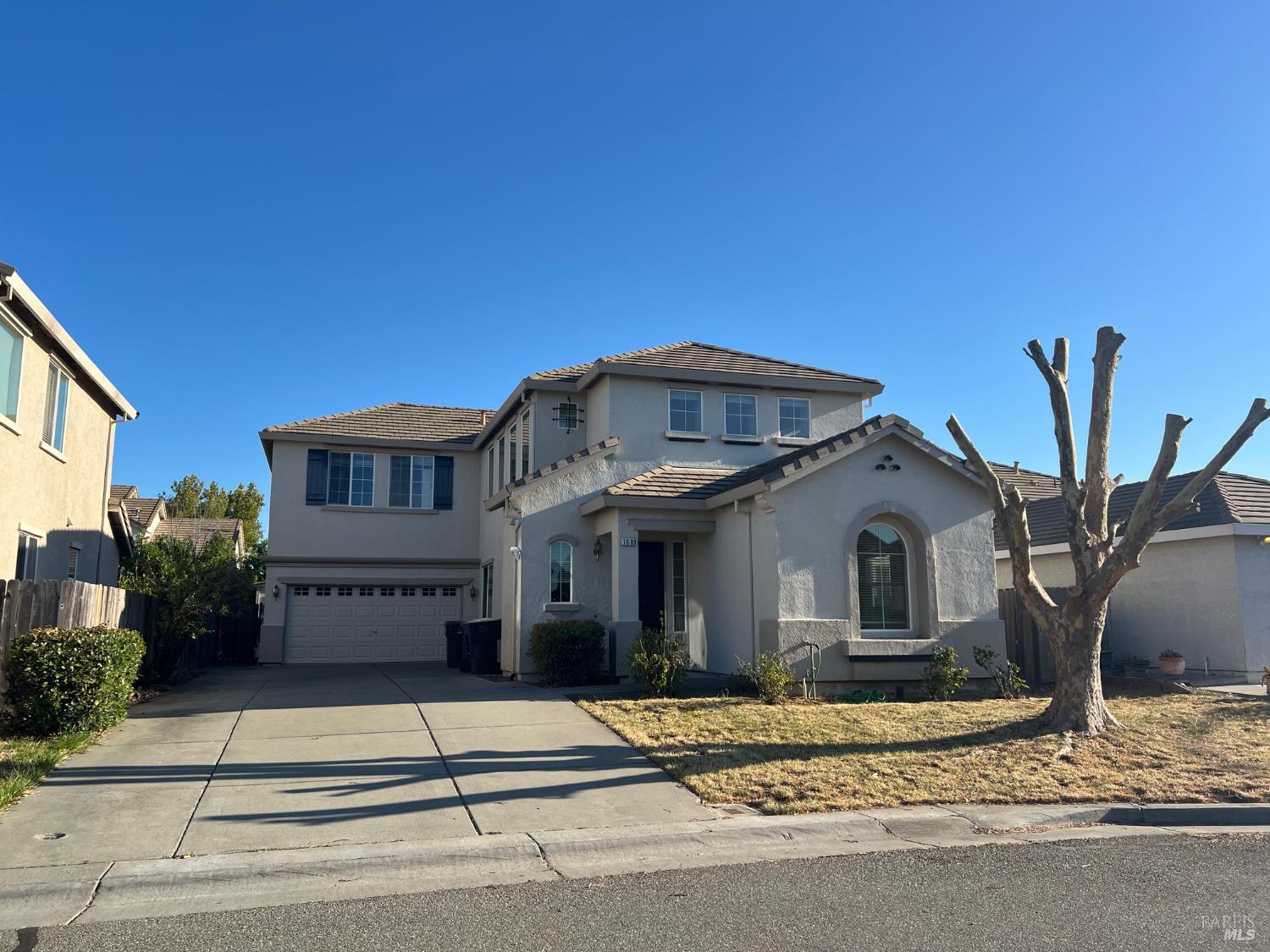 Detail Gallery Image 3 of 19 For 1609 Vandenberg Cir, Suisun City,  CA 94585 - 4 Beds | 3/1 Baths