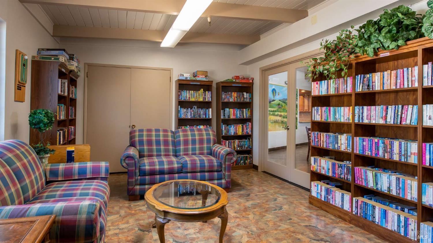 Detail Gallery Image 39 of 41 For 252 Clover Way, Napa,  CA 94558 - 2 Beds | 2 Baths