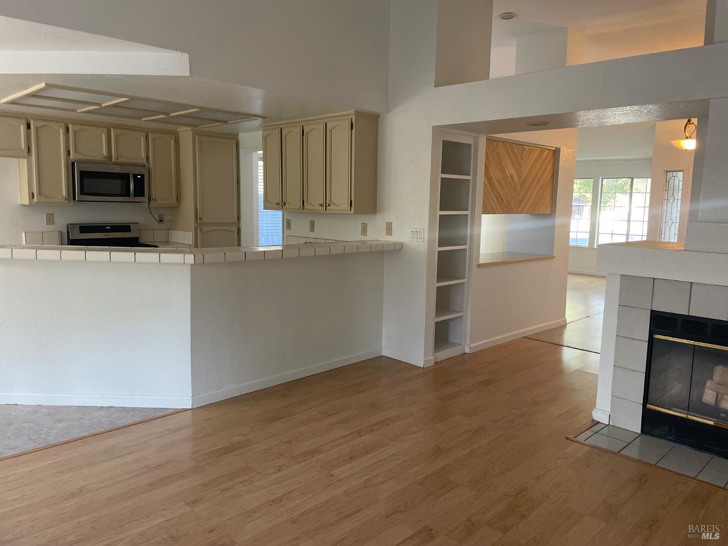 Detail Gallery Image 11 of 14 For 900 Quate Ct, Vacaville,  CA 95688 - 4 Beds | 2 Baths