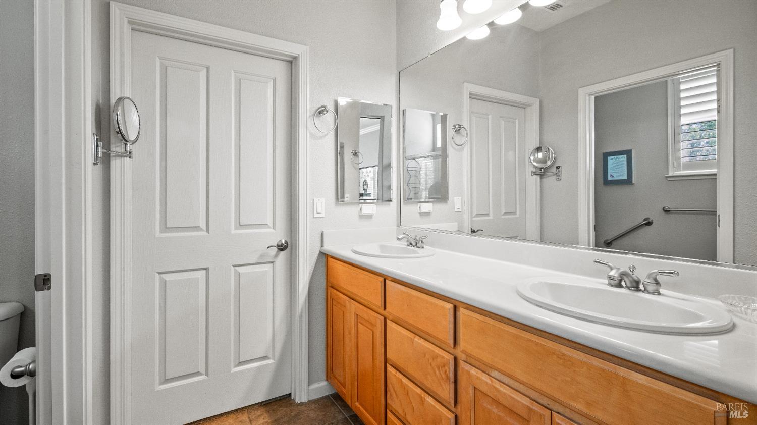 Detail Gallery Image 30 of 46 For 1000 Michelbook Ln, Rio Vista,  CA 94571 - 2 Beds | 2 Baths