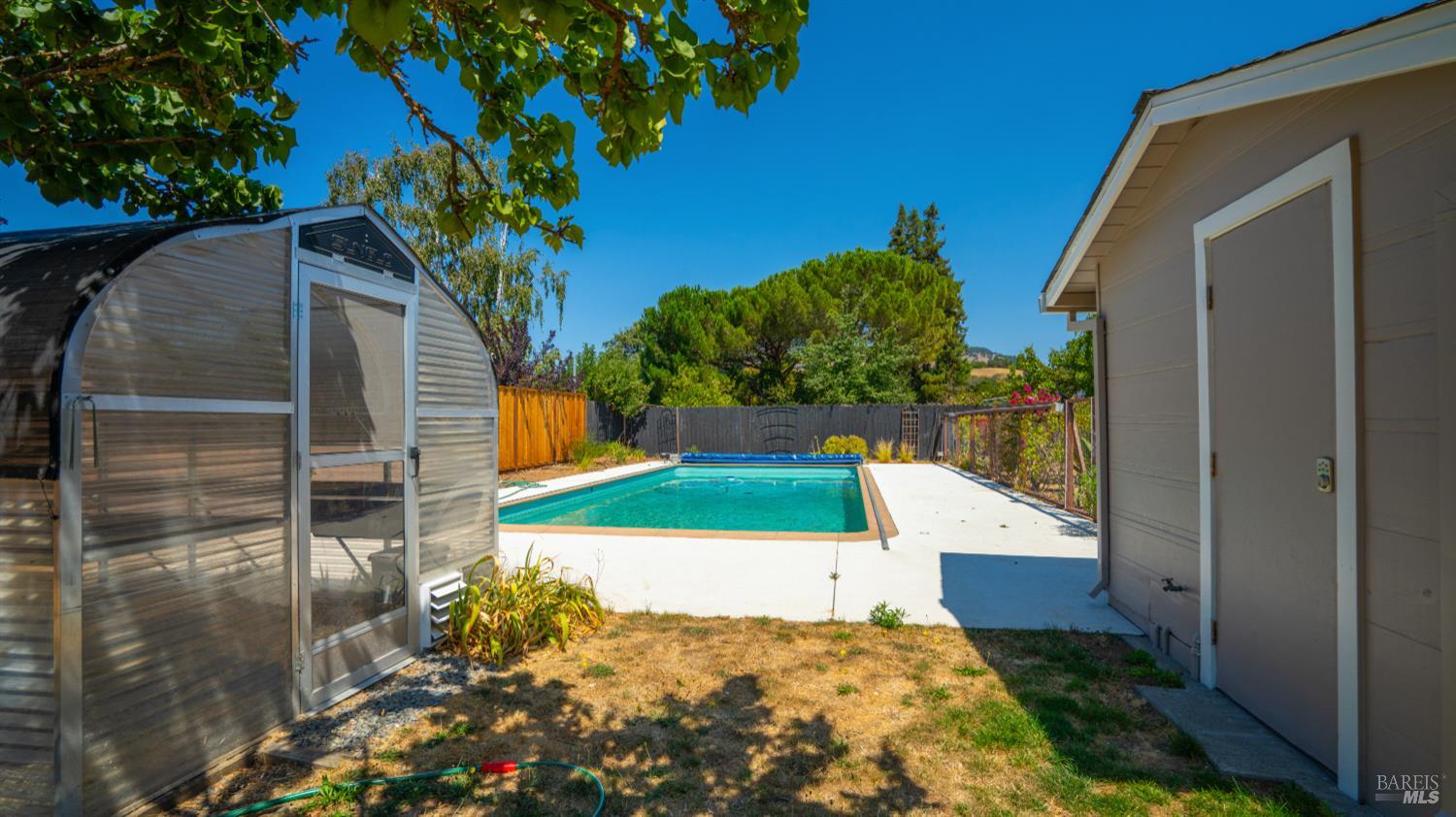 Detail Gallery Image 38 of 40 For 765 Sun Ln, Novato,  CA 94947 - 4 Beds | 3 Baths