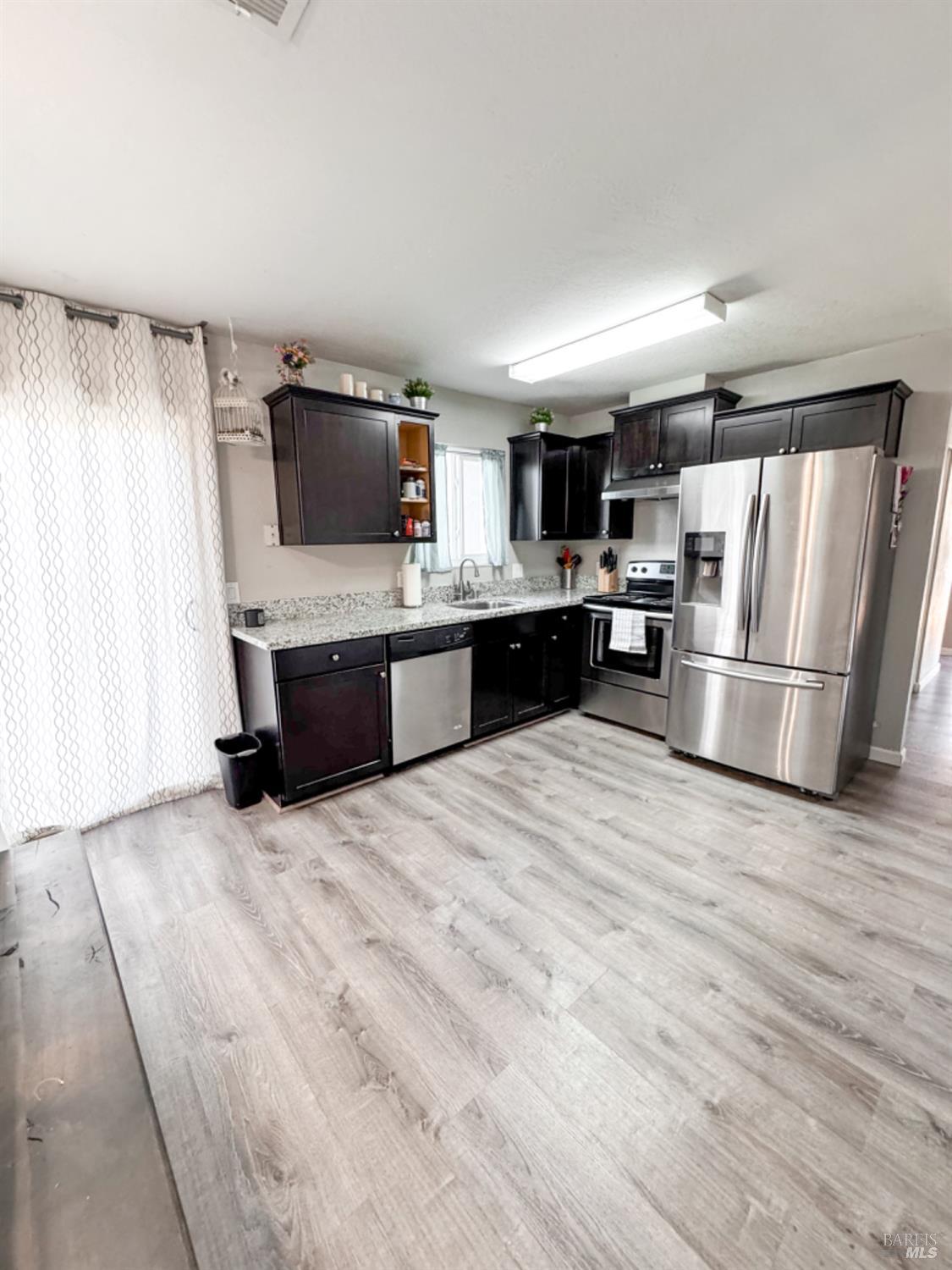 Detail Gallery Image 21 of 63 For 2065 Robin Dr, Fairfield,  CA 94533 - 3 Beds | 2 Baths