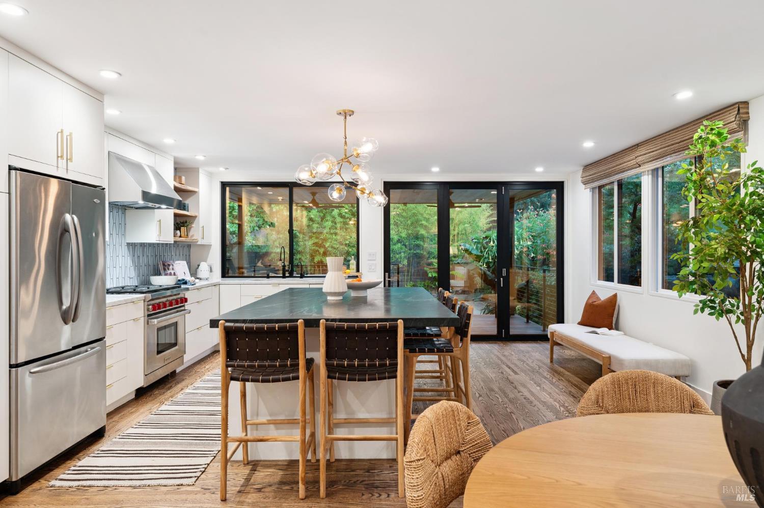 Detail Gallery Image 6 of 72 For 134 San Francisco Blvd, San Anselmo,  CA 94960 - 3 Beds | 3 Baths