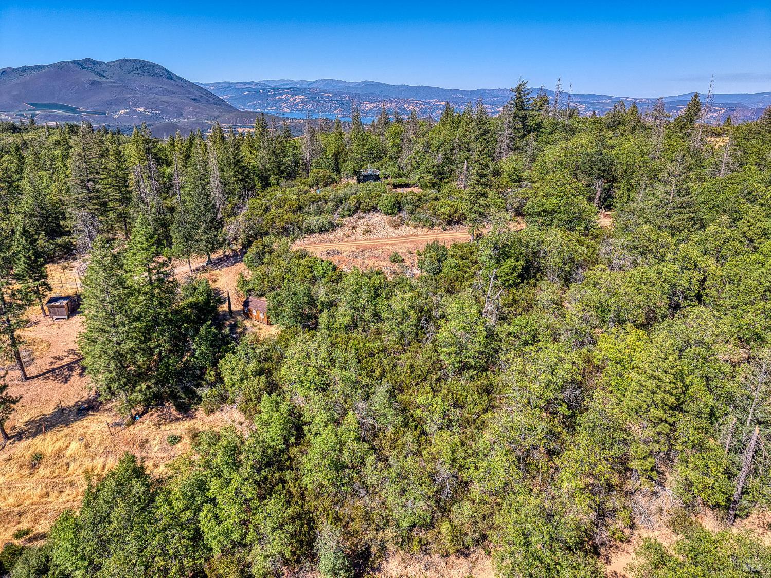 Detail Gallery Image 8 of 33 For 9489 Diamond Dust Trl, Kelseyville,  CA 95451 - – Beds | – Baths