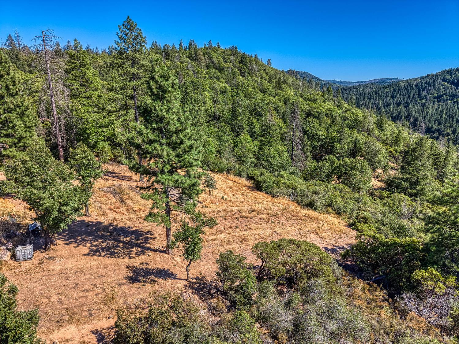 Detail Gallery Image 4 of 33 For 9489 Diamond Dust Trl, Kelseyville,  CA 95451 - – Beds | – Baths