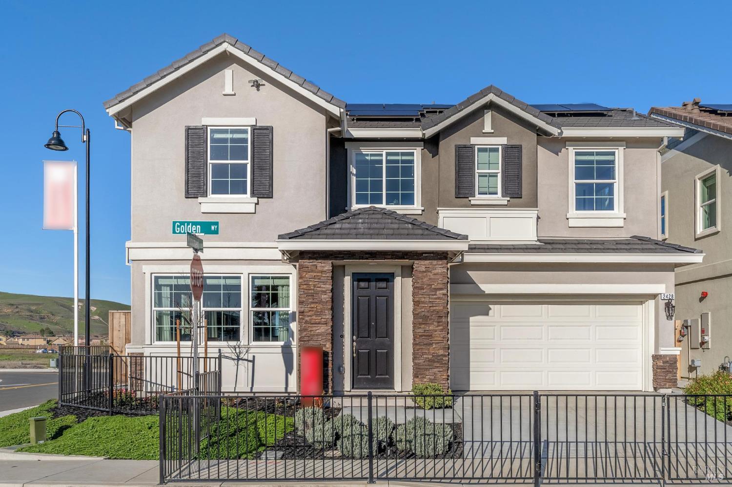 Detail Gallery Image 1 of 20 For 1465 Monument Ln, Fairfield,  CA 94533 - 3 Beds | 2/1 Baths