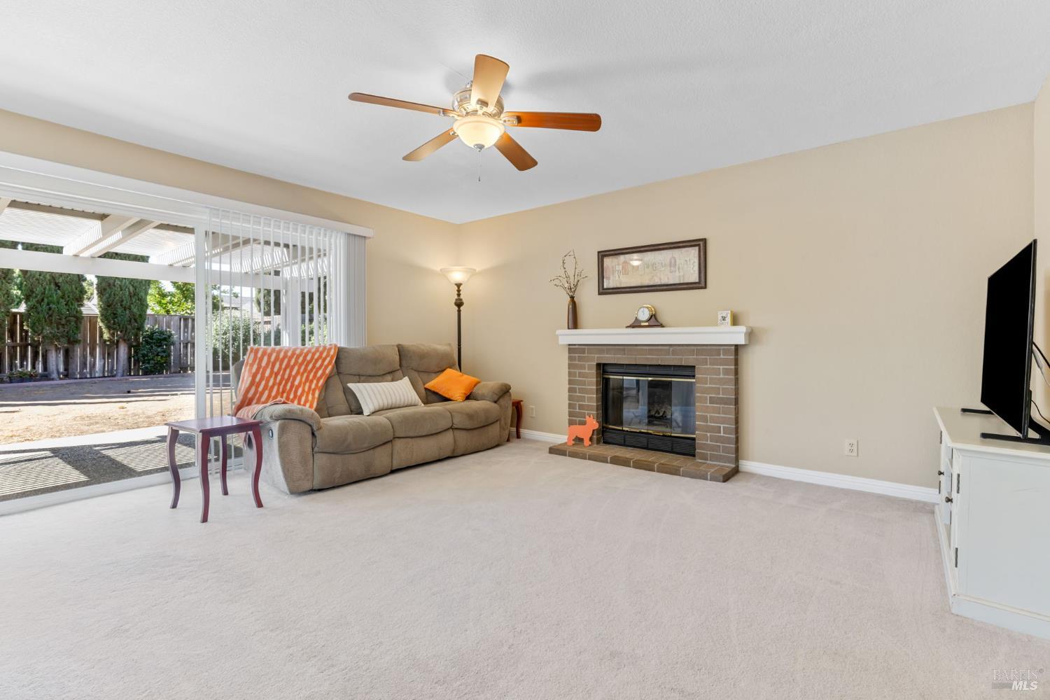 Detail Gallery Image 18 of 42 For 516 Owl Ct, Vacaville,  CA 95687 - 3 Beds | 2/1 Baths