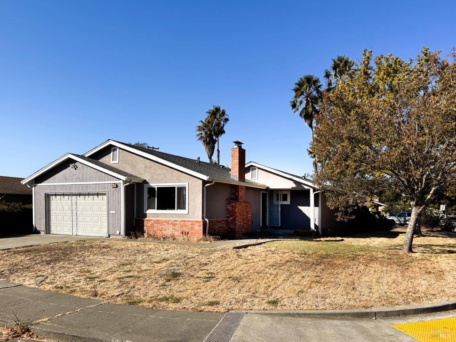 Detail Gallery Image 1 of 63 For 2065 Robin Dr, Fairfield,  CA 94533 - 3 Beds | 2 Baths