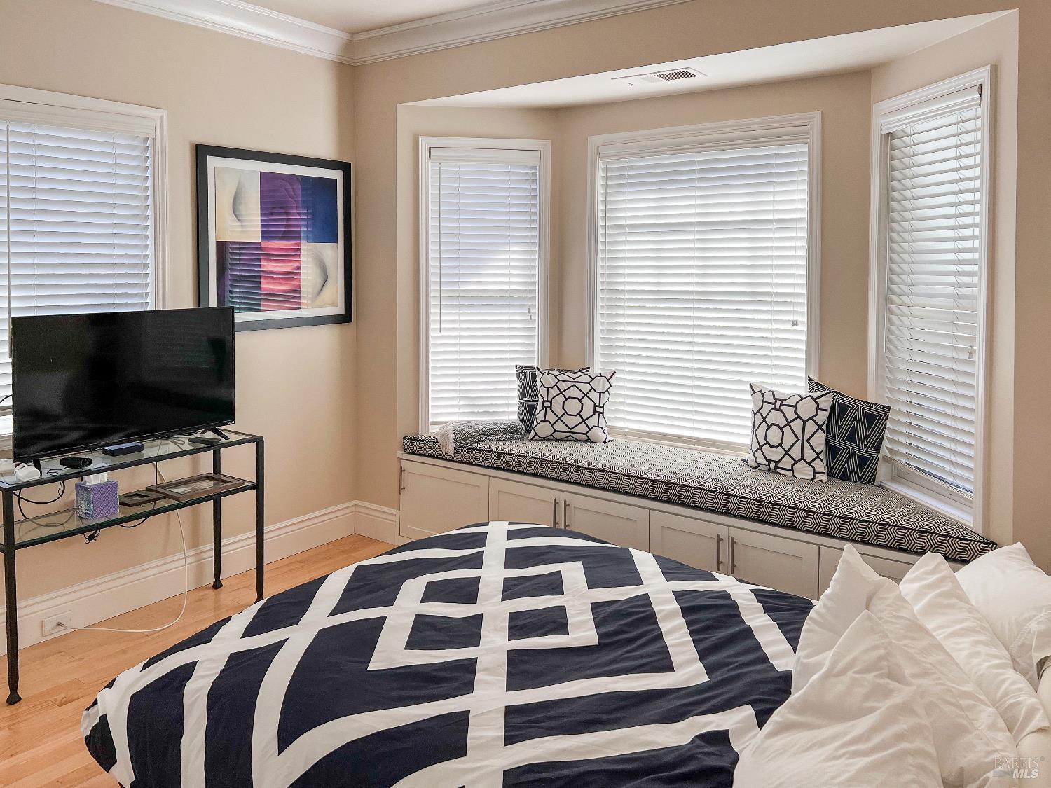 Detail Gallery Image 22 of 33 For 44 De Silva Island Dr, Mill Valley,  CA 94941 - 3 Beds | 2/1 Baths