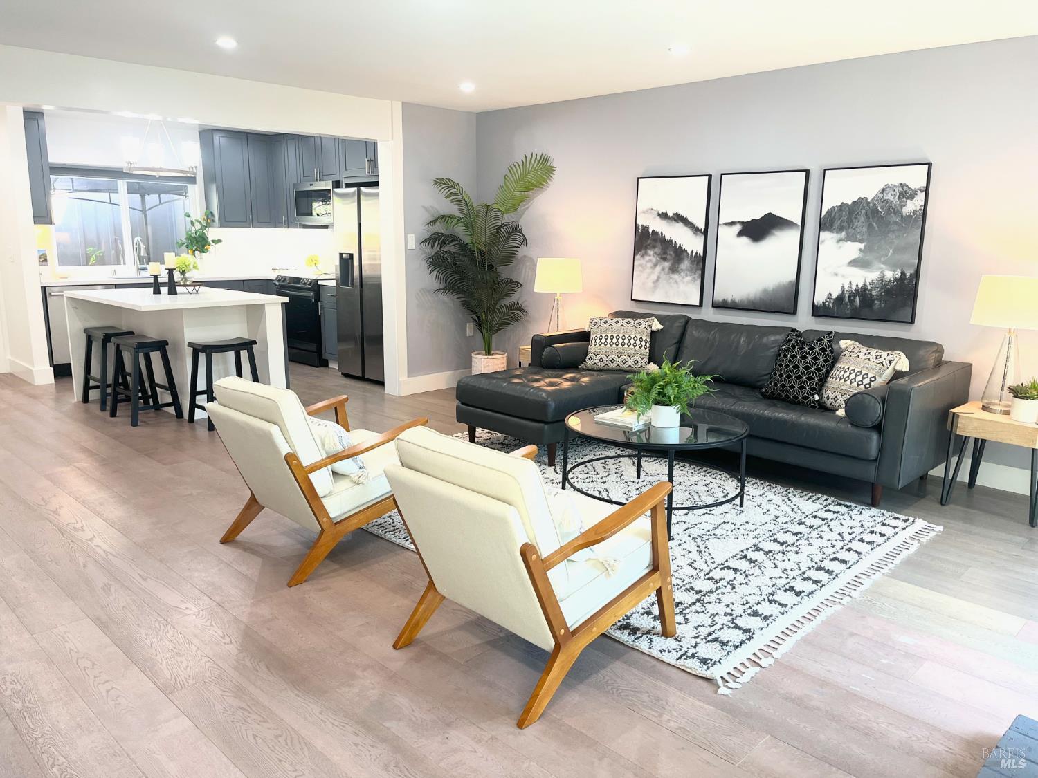 Detail Gallery Image 23 of 41 For 3 Mcintosh Ct, Novato,  CA 94949 - 2 Beds | 1/1 Baths