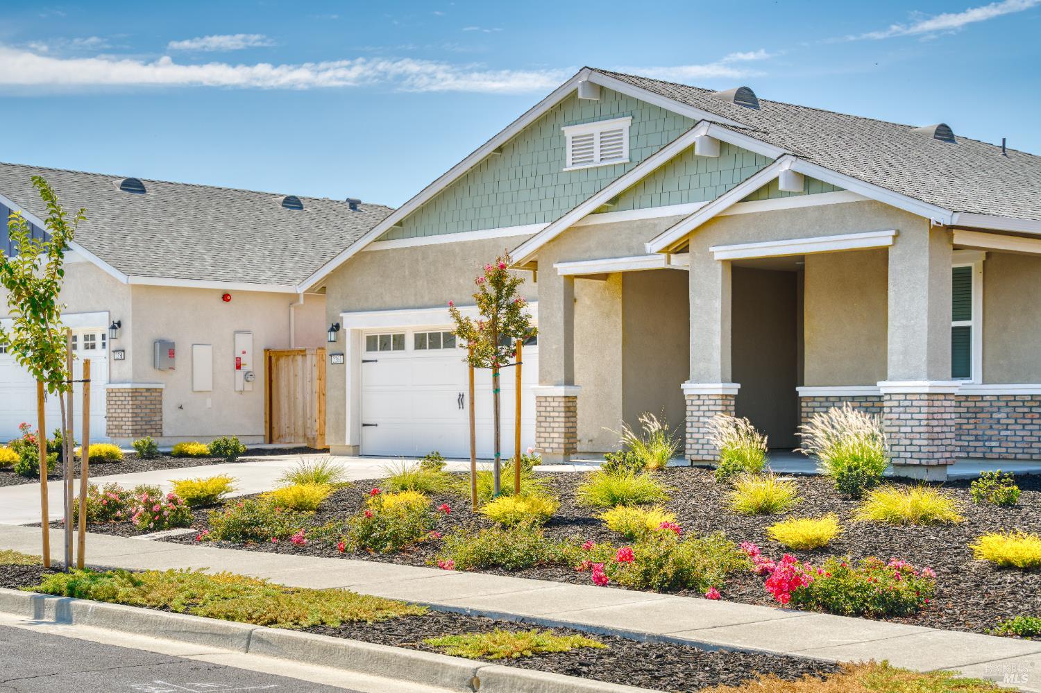 Detail Gallery Image 4 of 32 For 2261 Espana Ln, Rio Vista,  CA 94571 - 2 Beds | 2 Baths