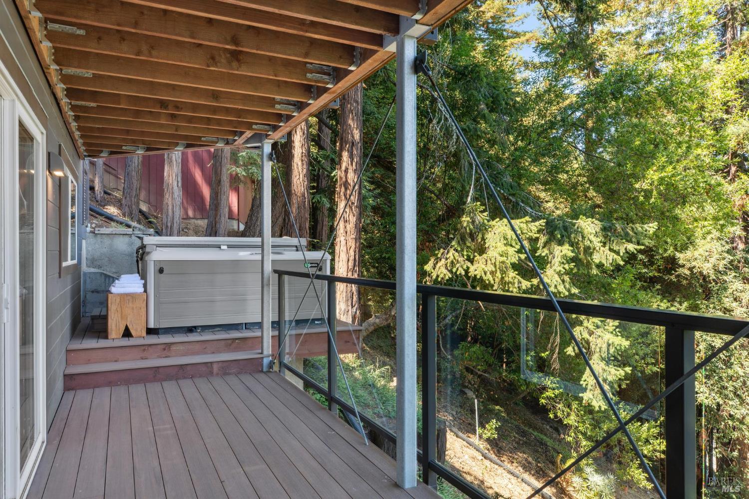Detail Gallery Image 77 of 85 For 404 Summit Dr, Corte Madera,  CA 94925 - 3 Beds | 4 Baths