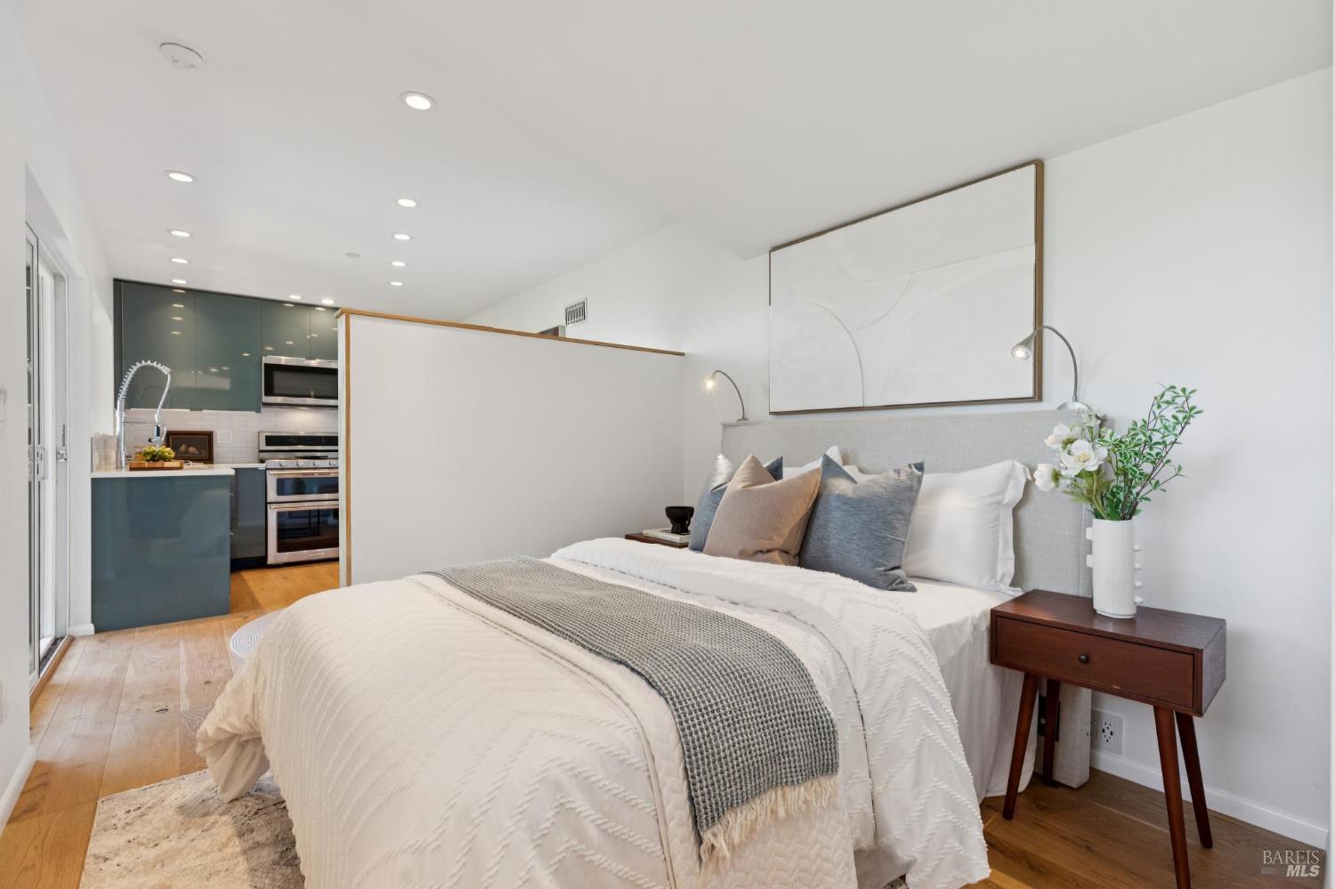 Detail Gallery Image 72 of 85 For 404 Summit Dr, Corte Madera,  CA 94925 - 3 Beds | 4 Baths