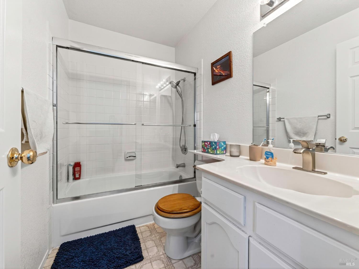Detail Gallery Image 30 of 42 For 22 Valley West Cir, Napa,  CA 94558 - 3 Beds | 2/1 Baths