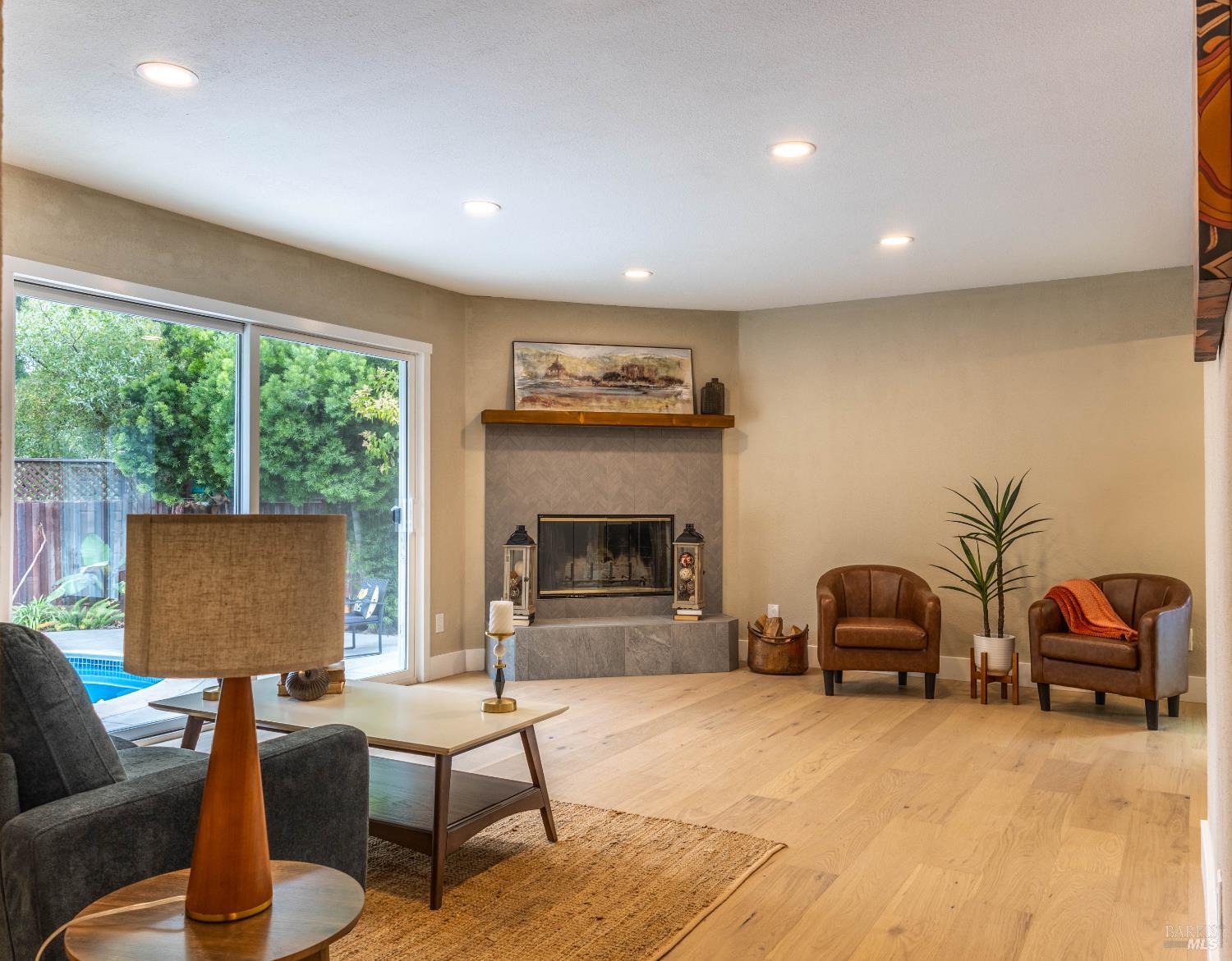 Detail Gallery Image 7 of 17 For 2915 Cree Ct, Santa Rosa,  CA 95403 - 3 Beds | 2 Baths