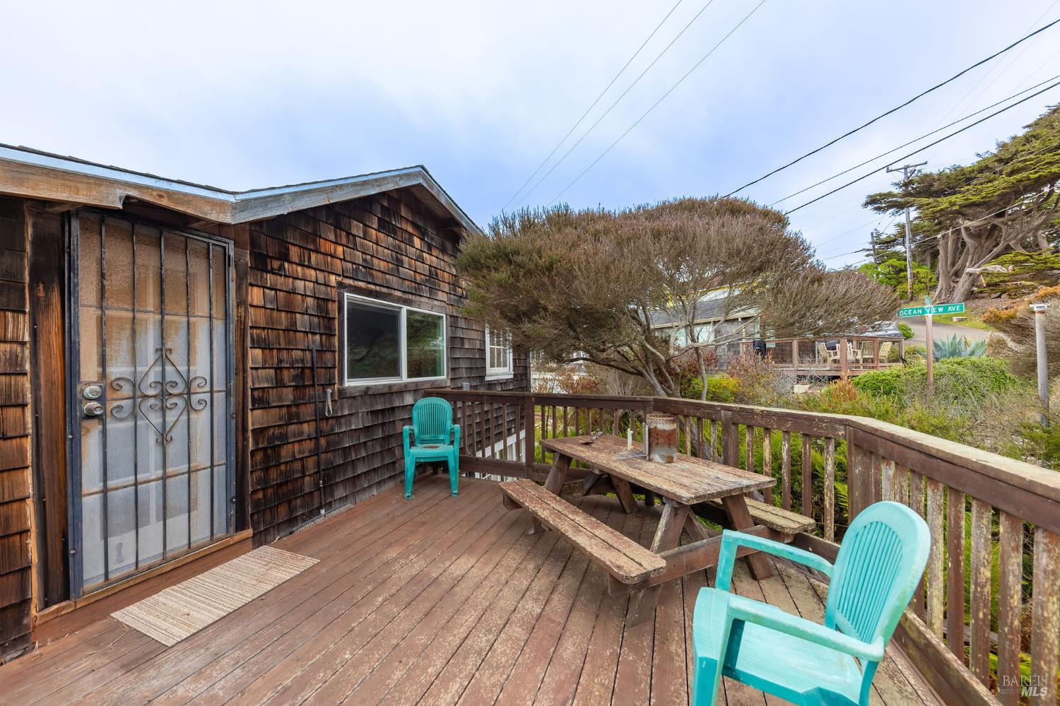 Detail Gallery Image 27 of 32 For 195 Ocean View Ave, Bodega Bay,  CA 94923 - 2 Beds | 2 Baths