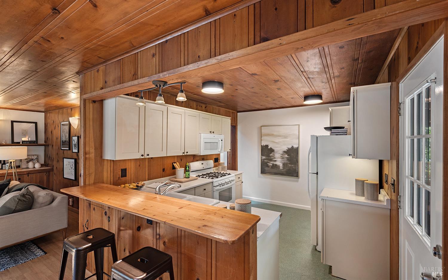 Detail Gallery Image 20 of 56 For 17837 Orchard Ave, Guerneville,  CA 95446 - 3 Beds | 2 Baths