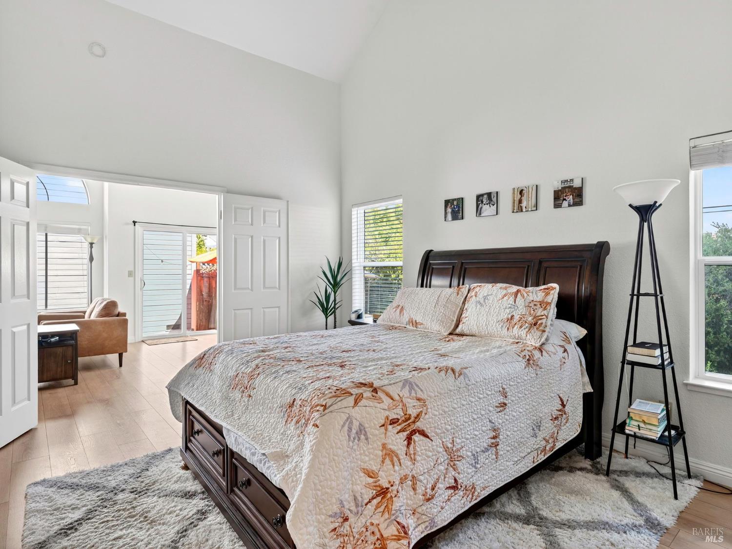 Detail Gallery Image 17 of 42 For 22 Valley West Cir, Napa,  CA 94558 - 3 Beds | 2/1 Baths