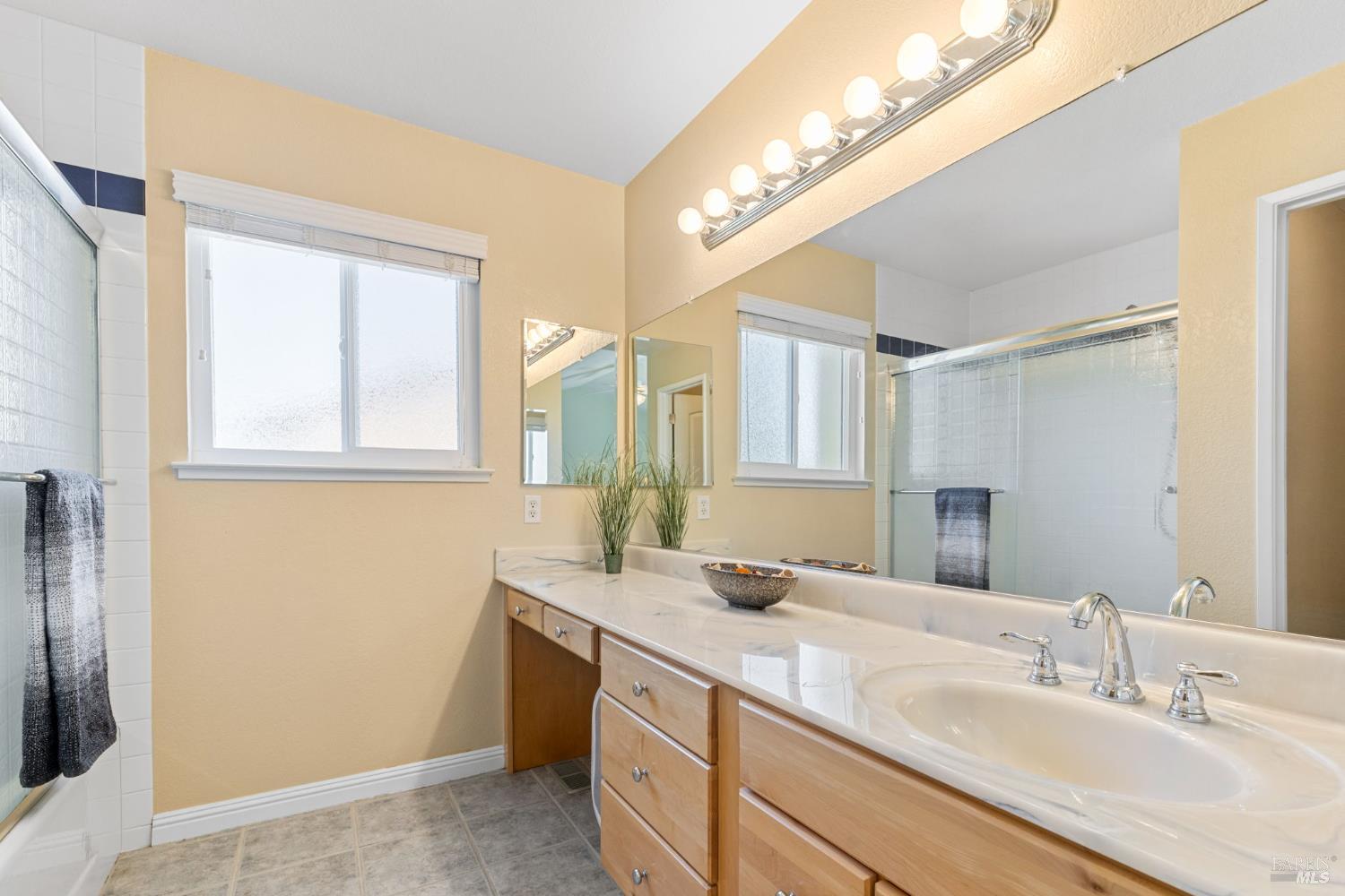 Detail Gallery Image 25 of 42 For 516 Owl Ct, Vacaville,  CA 95687 - 3 Beds | 2/1 Baths