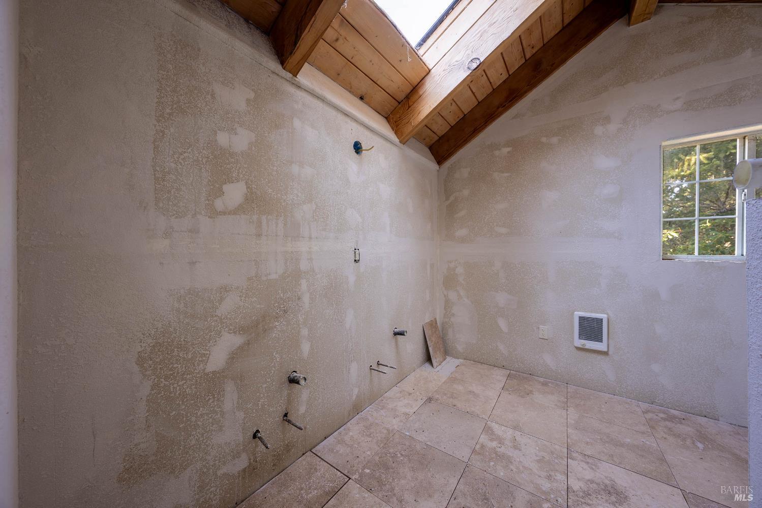 Detail Gallery Image 18 of 36 For 1561 Alcott Ln, Willits,  CA 95490 - 2 Beds | 2/1 Baths