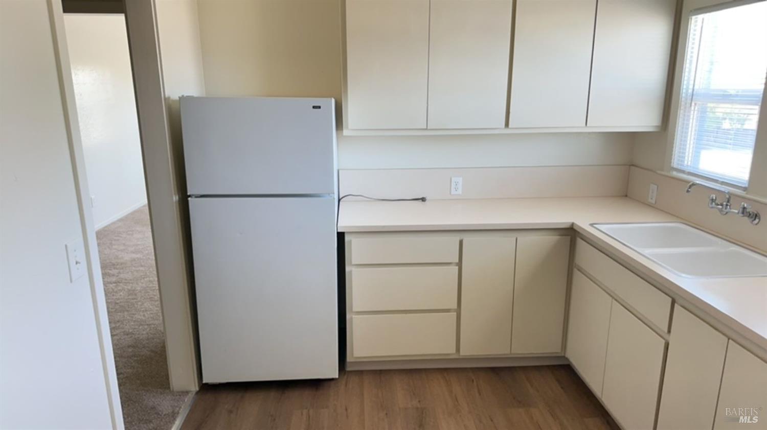 Detail Gallery Image 3 of 11 For 1240 Missouri St #3,  Fairfield,  CA 94533 - 1 Beds | 1 Baths