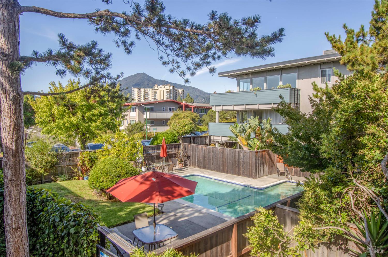 Detail Gallery Image 27 of 30 For 290 via Casitas Unkn #206,  Greenbrae,  CA 94904 - 3 Beds | 2 Baths