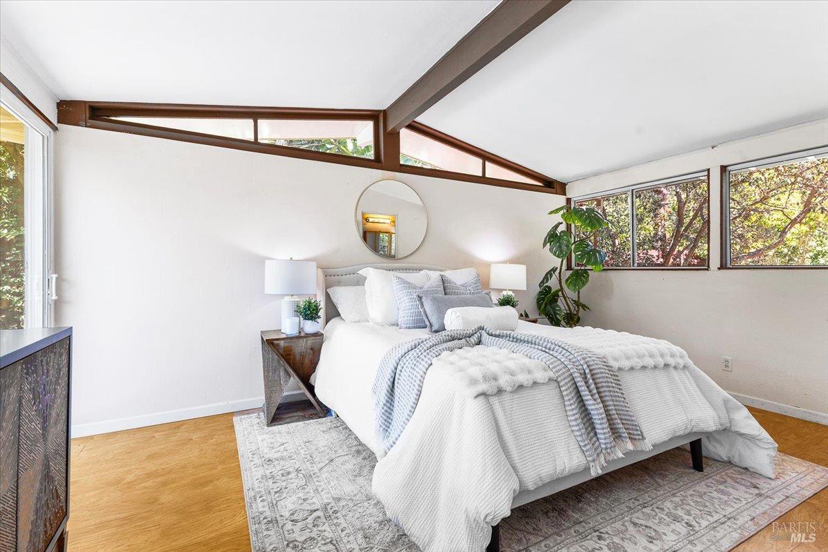 Detail Gallery Image 24 of 50 For 82 Grove Ln, Novato,  CA 94947 - 4 Beds | 2 Baths