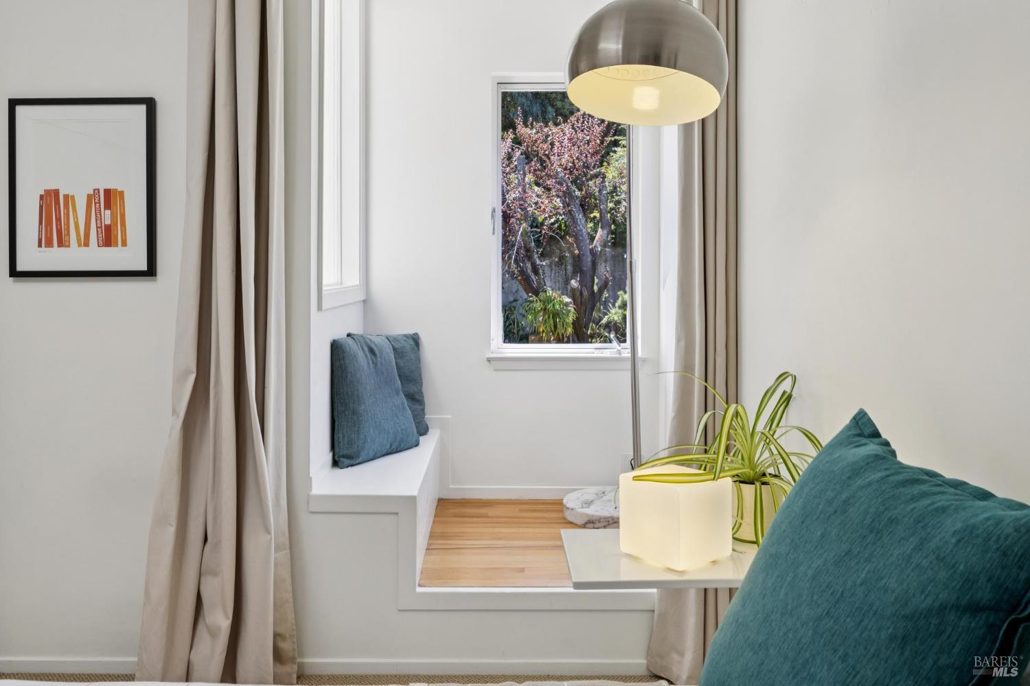 Detail Gallery Image 28 of 34 For 614 Wateree St, Sausalito,  CA 94965 - 2 Beds | 1/1 Baths