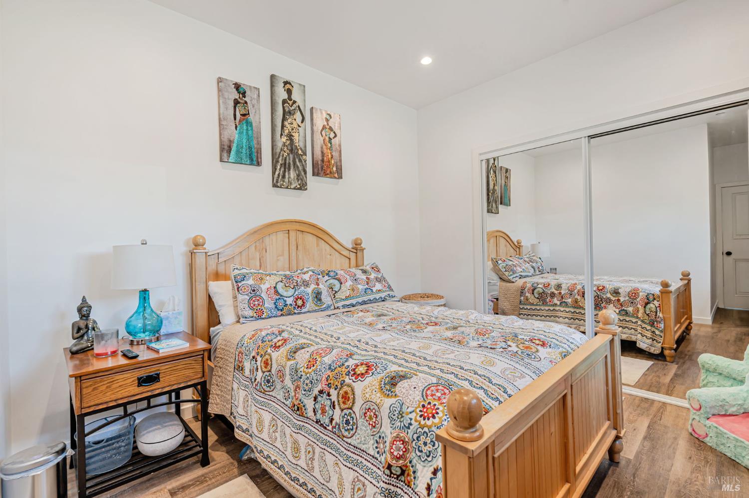 Detail Gallery Image 21 of 34 For 268 Eucalyptus Rd, Petaluma,  CA 94952 - 2 Beds | 2 Baths