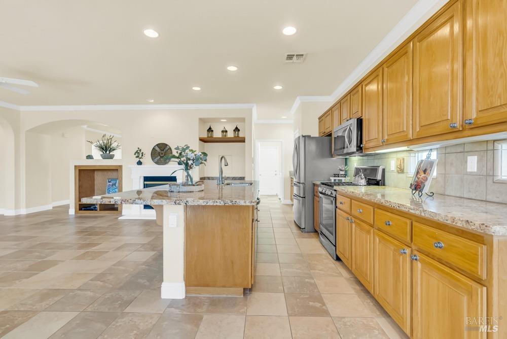 Detail Gallery Image 15 of 79 For 110 Foxwood Ln, Rio Vista,  CA 94571 - 2 Beds | 2 Baths