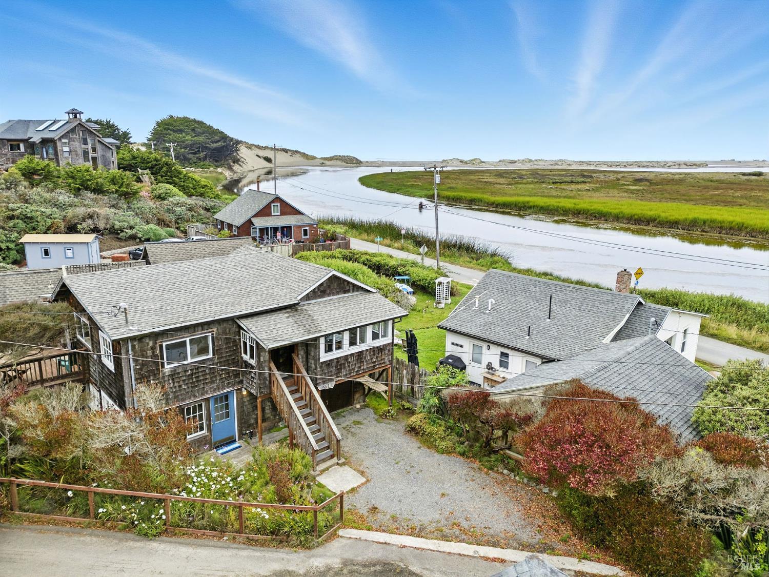 Detail Gallery Image 2 of 32 For 195 Ocean View Ave, Bodega Bay,  CA 94923 - 2 Beds | 2 Baths