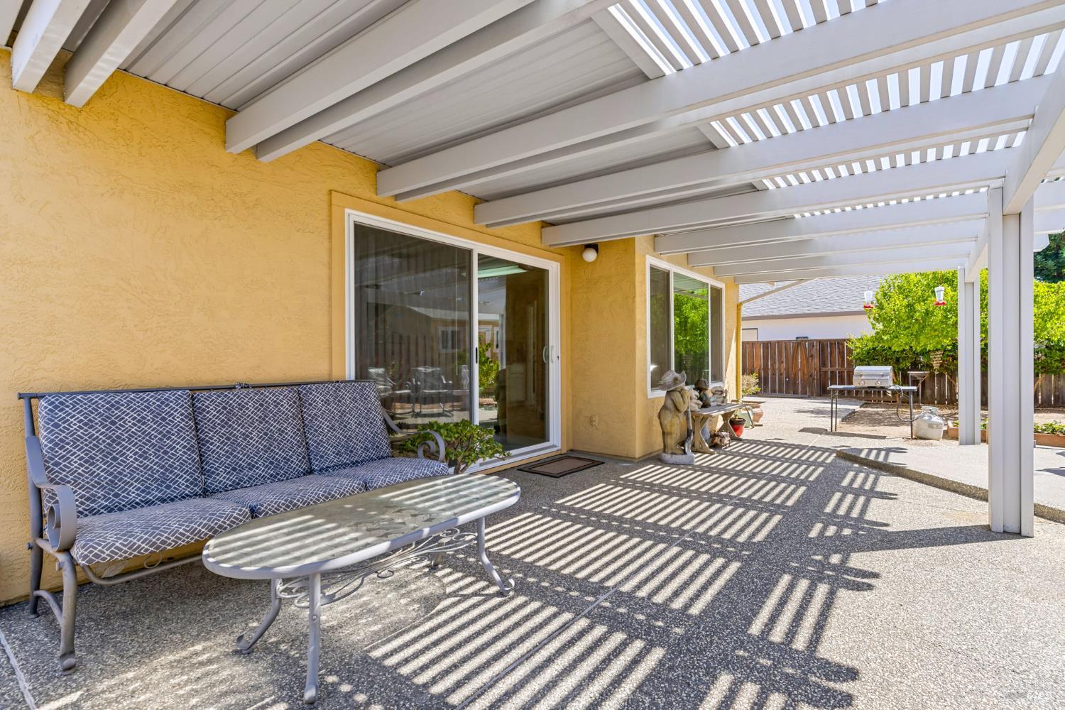 Detail Gallery Image 39 of 42 For 516 Owl Ct, Vacaville,  CA 95687 - 3 Beds | 2/1 Baths