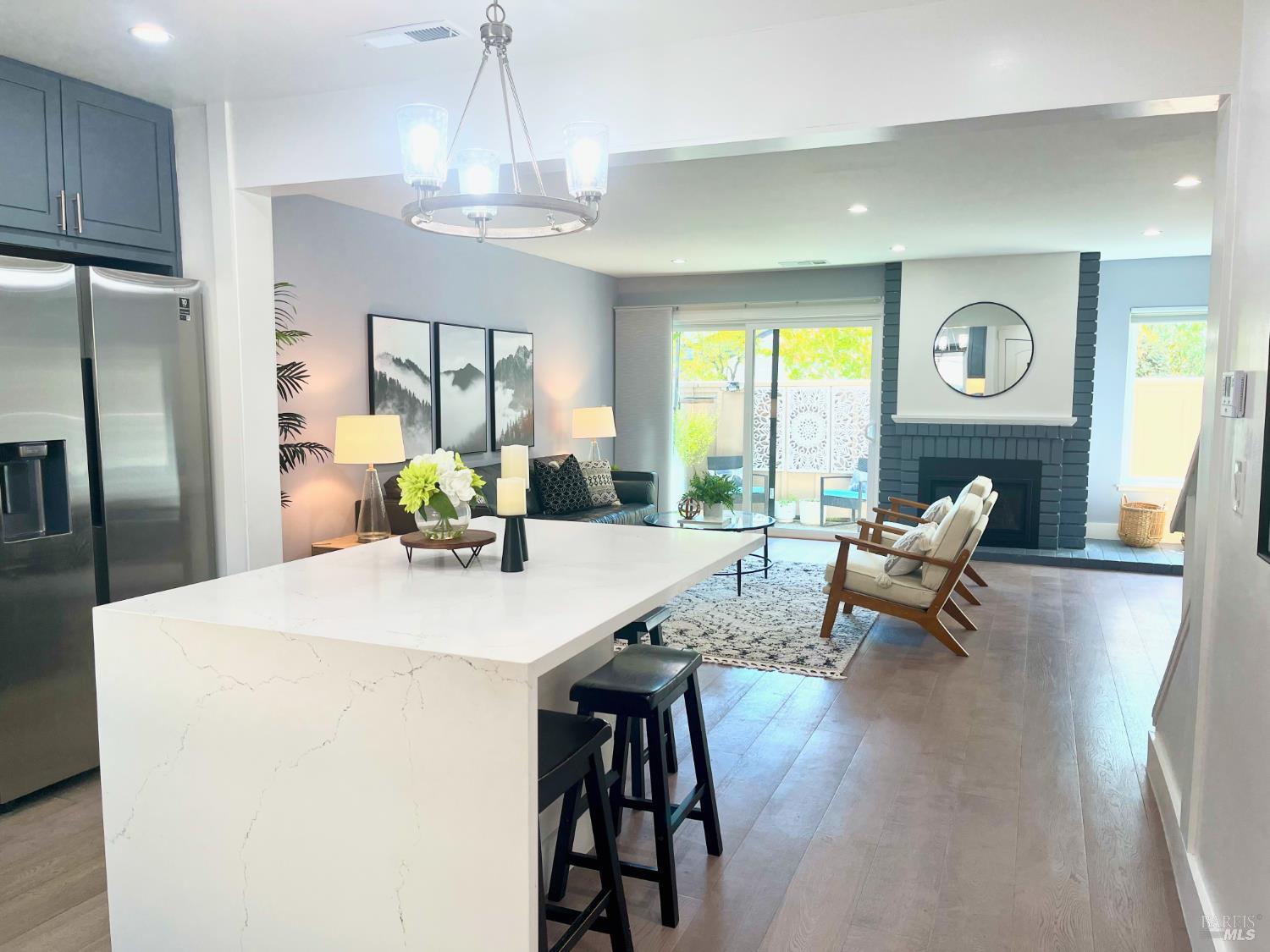 Detail Gallery Image 16 of 41 For 3 Mcintosh Ct, Novato,  CA 94949 - 2 Beds | 1/1 Baths