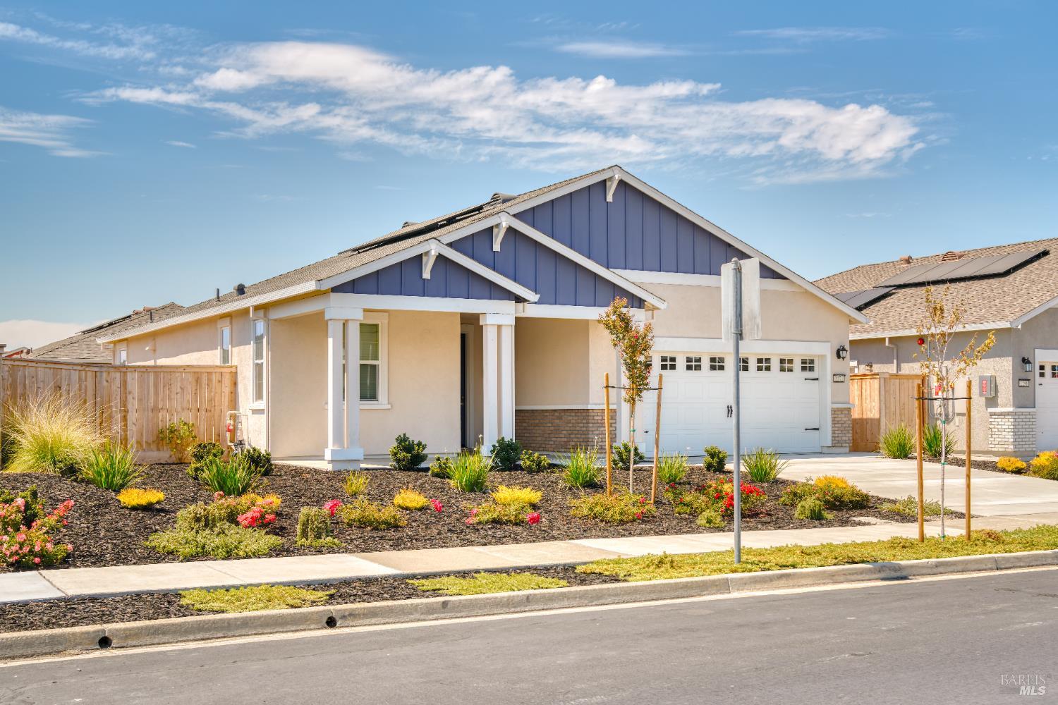 Detail Gallery Image 3 of 31 For 2271 Park Pl, Rio Vista,  CA 94571 - 2 Beds | 2 Baths