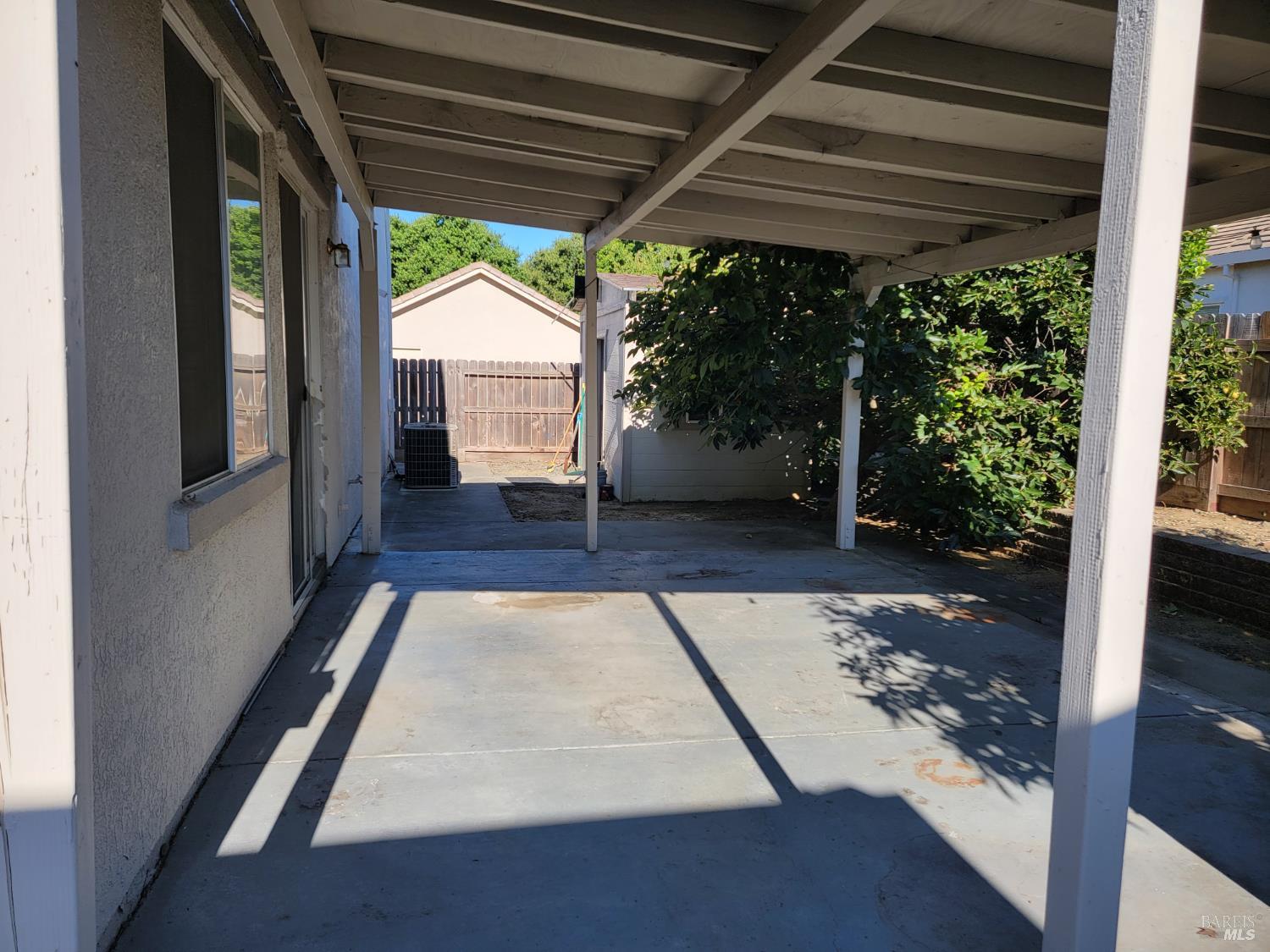 Detail Gallery Image 19 of 19 For 1609 Vandenberg Cir, Suisun City,  CA 94585 - 4 Beds | 3/1 Baths