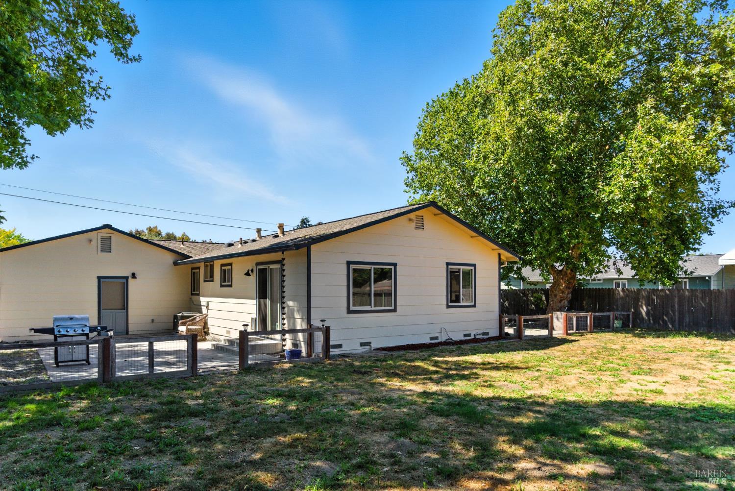 Detail Gallery Image 11 of 42 For 5816 Lowell Ct, Cotati,  CA 94931 - 3 Beds | 2 Baths