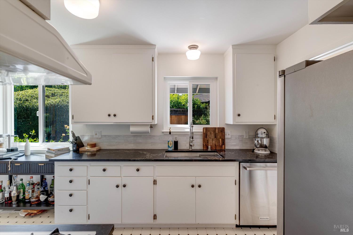 Detail Gallery Image 20 of 47 For 1291 Sylvaner Ave, Saint Helena,  CA 94574 - 3 Beds | 2 Baths