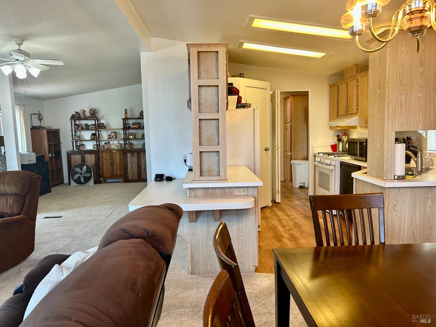 Detail Gallery Image 12 of 41 For 252 Clover Way, Napa,  CA 94558 - 2 Beds | 2 Baths