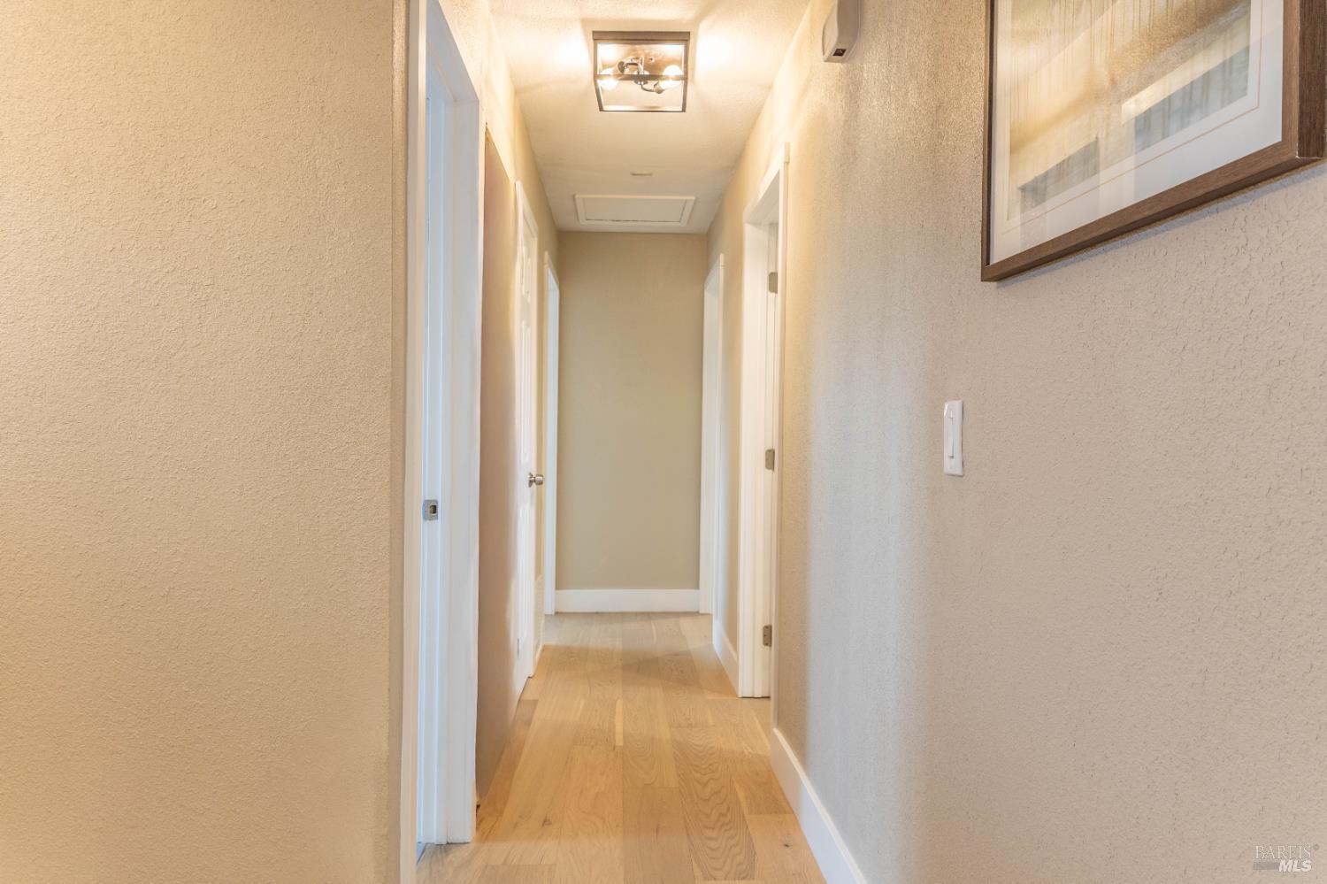 Detail Gallery Image 9 of 17 For 2915 Cree Ct, Santa Rosa,  CA 95403 - 3 Beds | 2 Baths