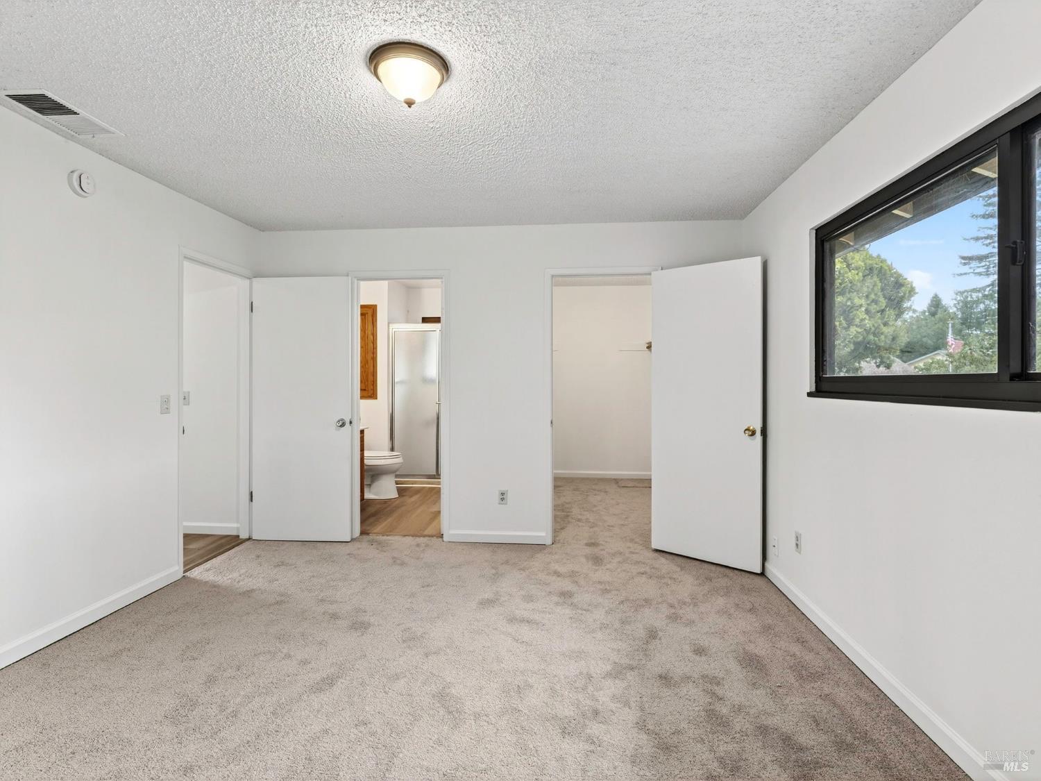 Detail Gallery Image 26 of 39 For 1552 Moonview Ct, Santa Rosa,  CA 95401 - 3 Beds | 2 Baths