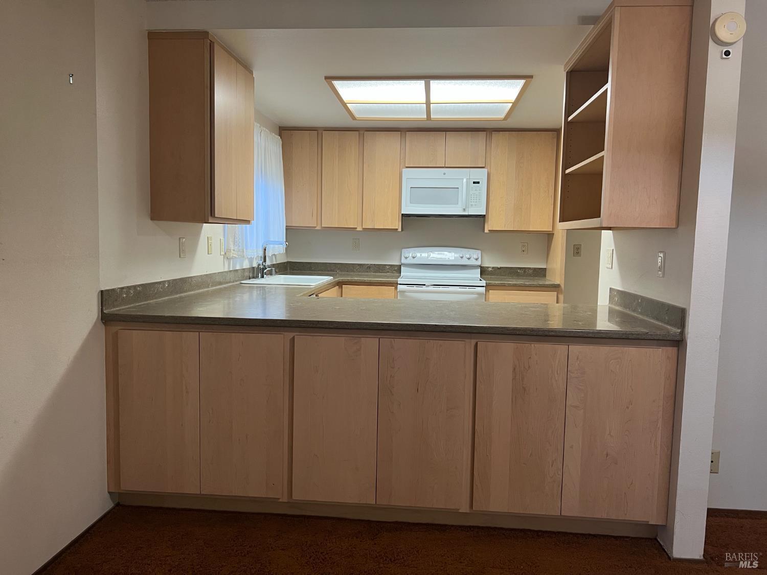 Detail Gallery Image 19 of 42 For 3330 Meadowbrook Rd, Antioch,  CA 94509 - 3 Beds | 2 Baths