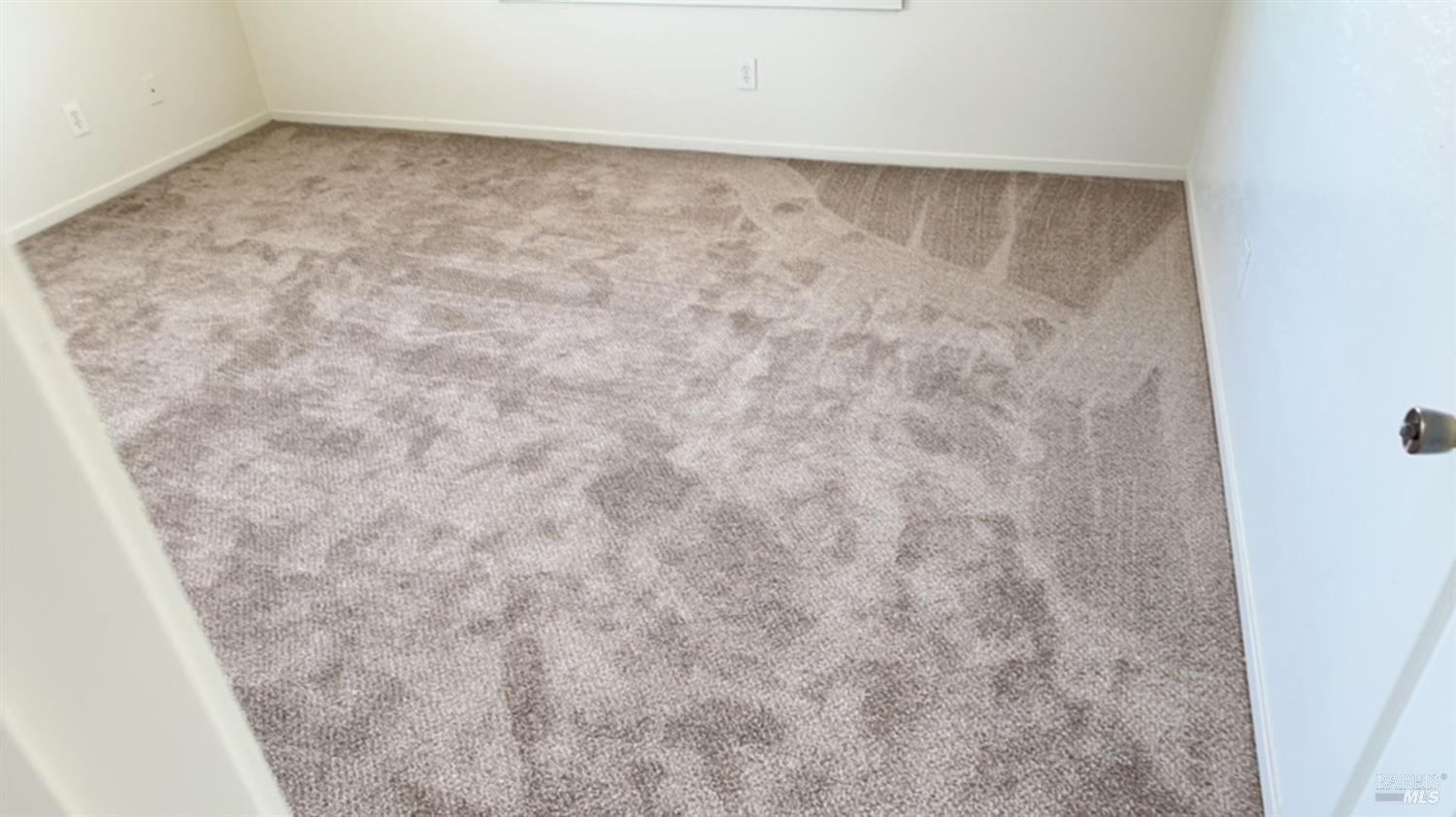 Detail Gallery Image 9 of 11 For 1240 Missouri St #3,  Fairfield,  CA 94533 - 1 Beds | 1 Baths