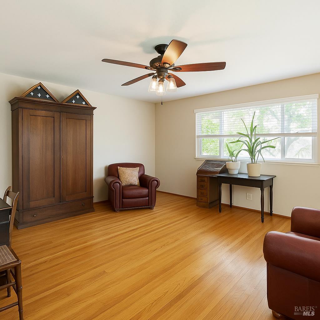Detail Gallery Image 2 of 31 For 1605 Sequoia St, Napa,  CA 94558 - 3 Beds | 2 Baths